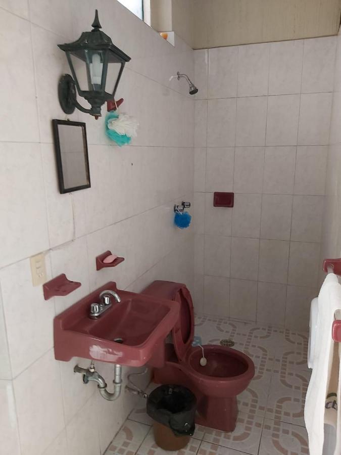 Hostal Гуадалахара Екстериор снимка