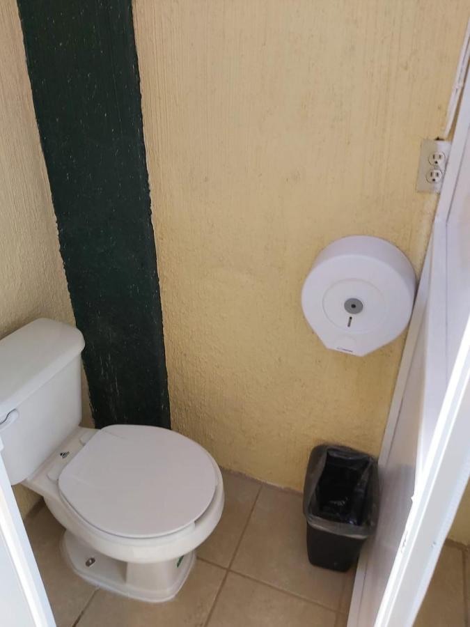 Hostal Гуадалахара Екстериор снимка